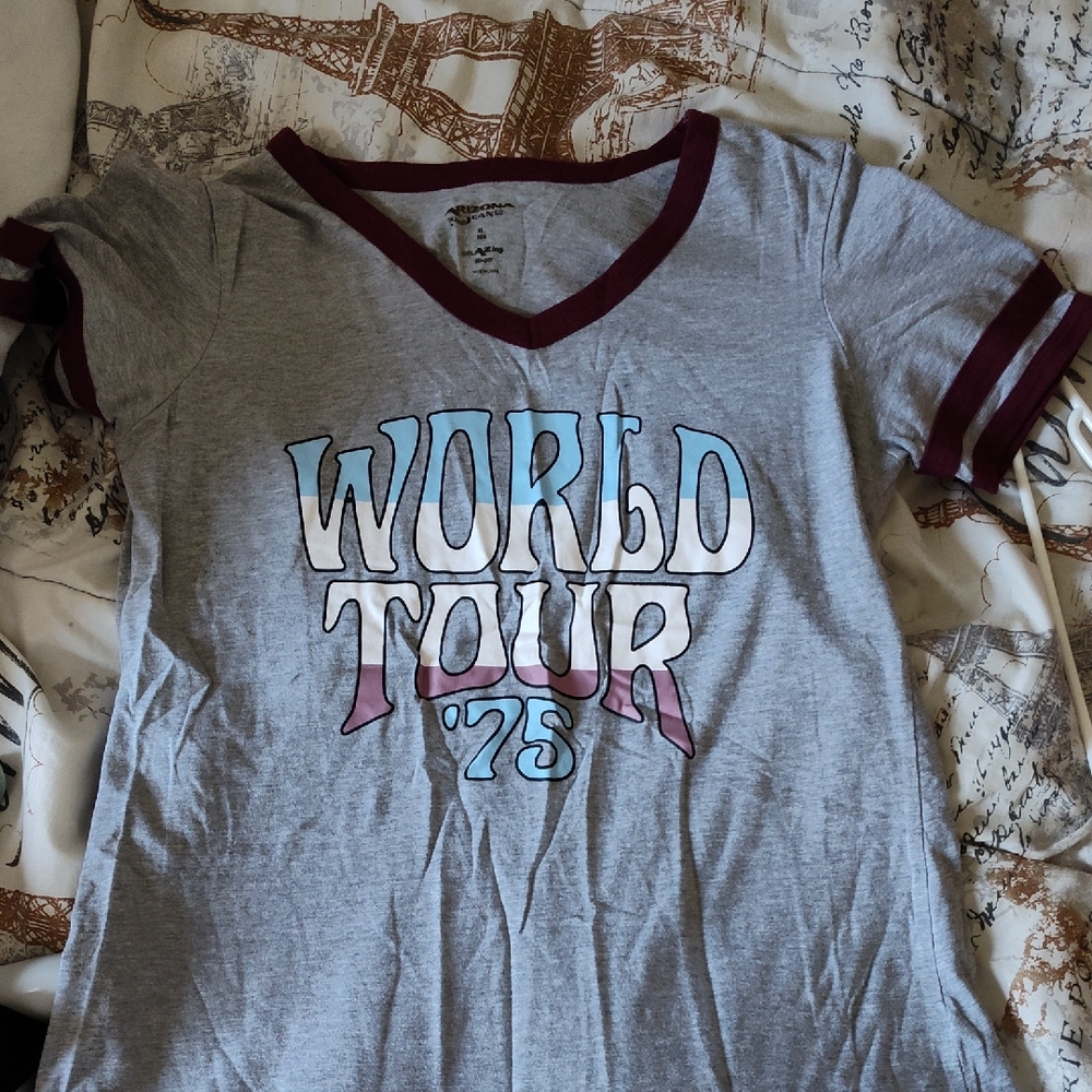 Arizona Jean Company Gray World Tour '75 Tee